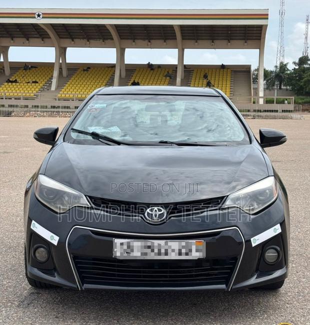Toyota Corolla 2016 Black