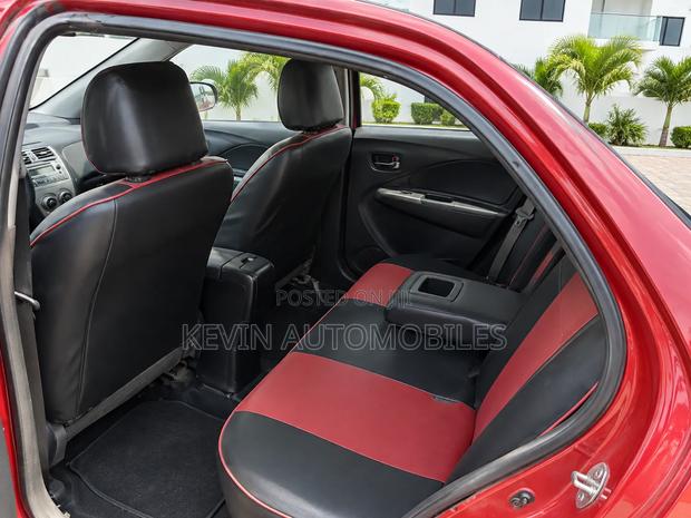 Toyota Yaris 2009 Red