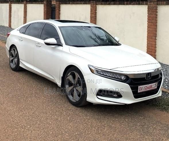 Honda Accord Touring 2018 White