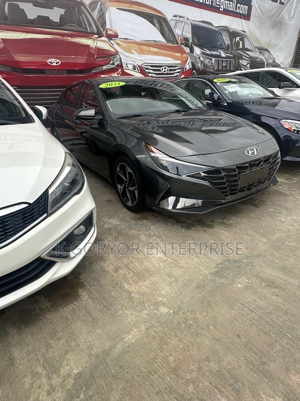 Hyundai Elantra 2021 Gray