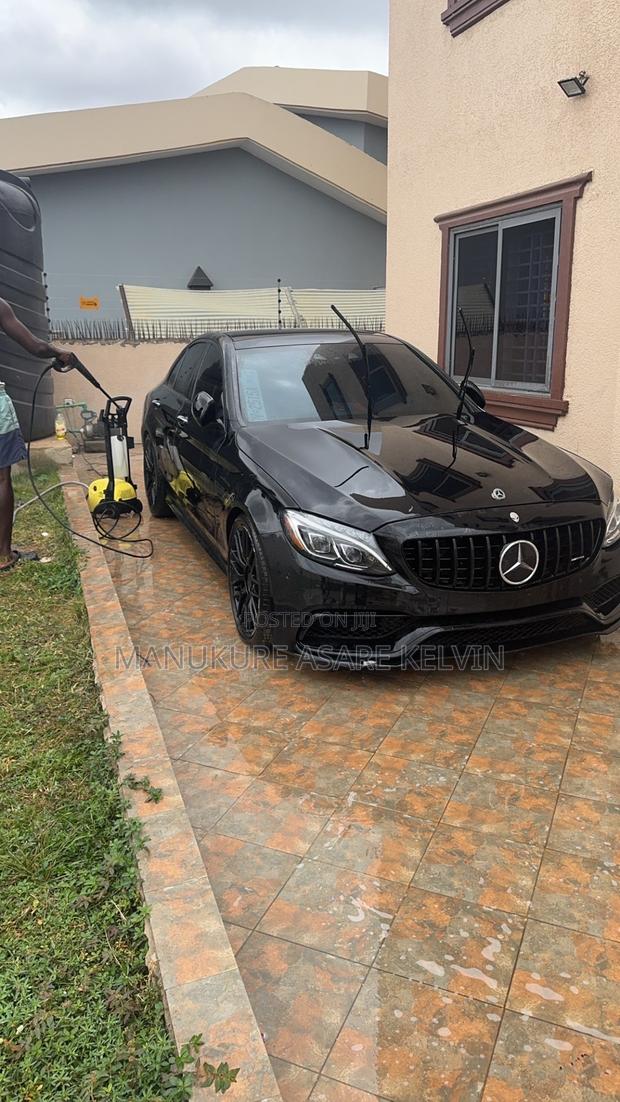 Mercedes-Benz C63 2016 Black