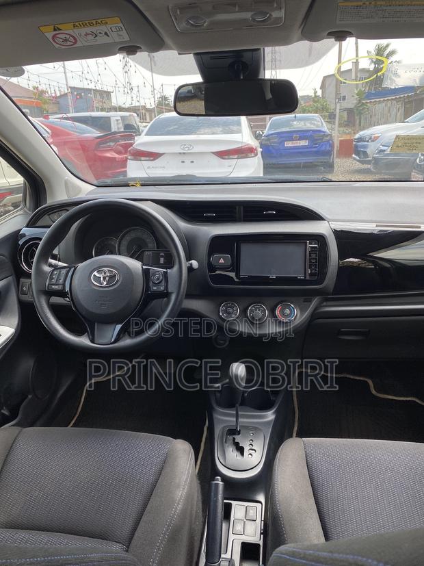 Toyota Vitz 1.3 AWD 3dr 2016 Burgundy