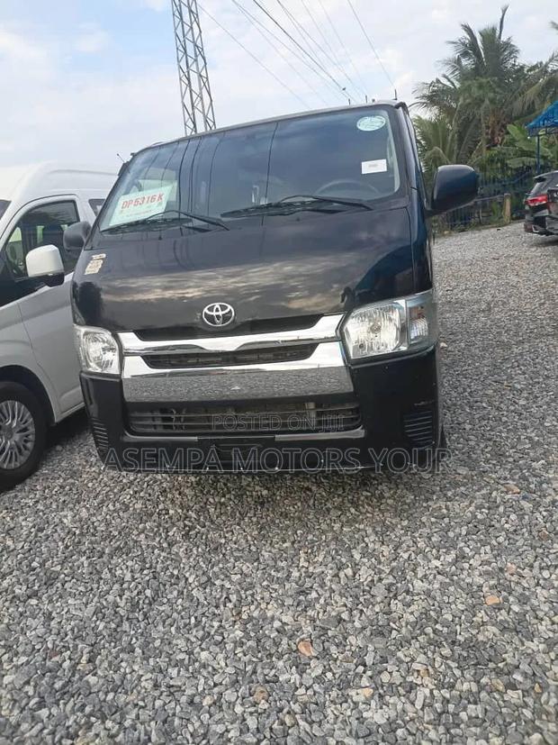 Toyota IST 2016 Black