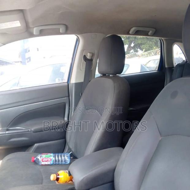 Mitsubishi RVR 2016 Blue