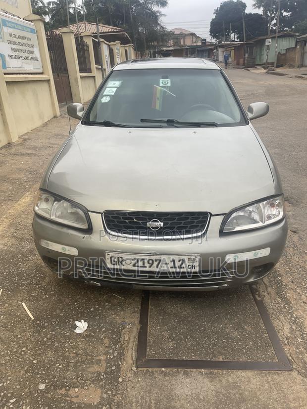 Nissan Sentra 2004 Silver