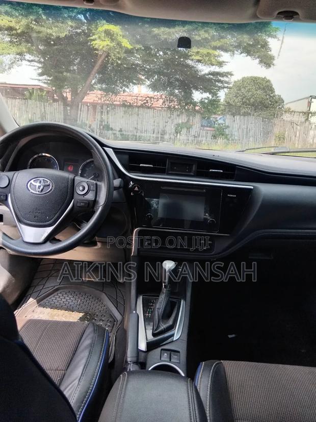 Toyota Corolla 2017 White