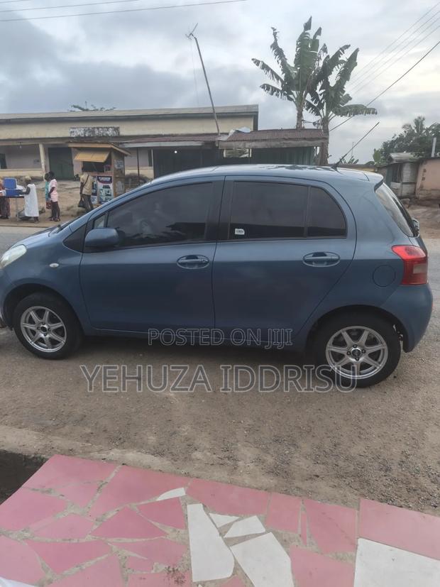 Toyota Yaris 2009 Blue