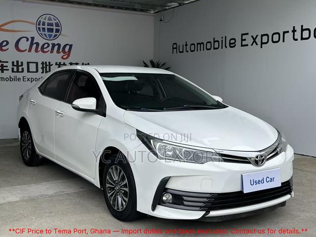 Toyota Corolla 2018 White