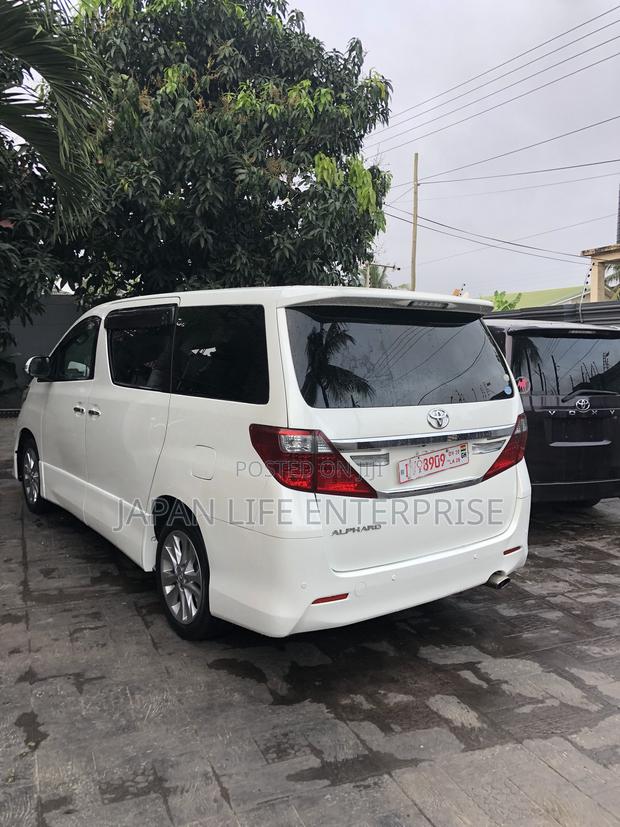 Toyota Alphard 2012 White