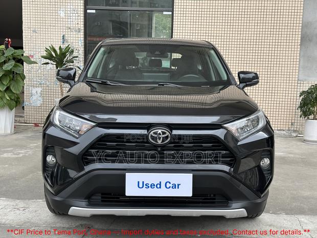 Toyota RAV4 XLE Premium 2022 Black