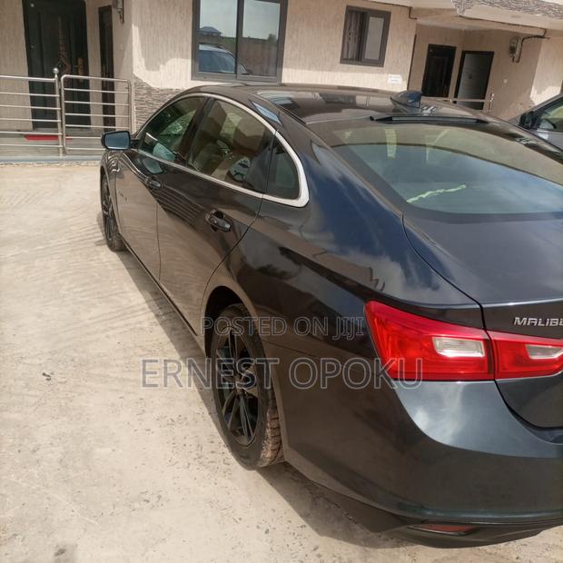 Chevrolet Malibu LT w/1LT 2017 Gray