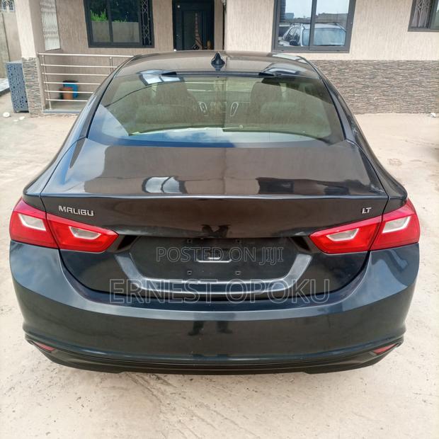 Chevrolet Malibu LT w/1LT 2017 Gray