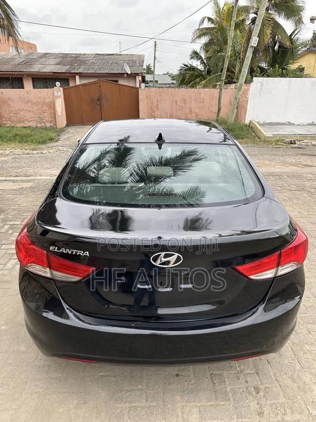 Hyundai Elantra 2014 Black