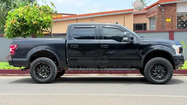 Ford F-150 2020 Black