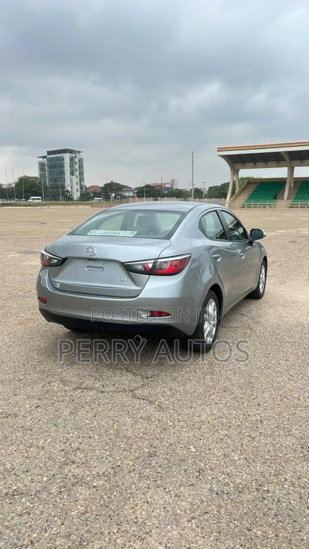 Toyota Yaris 2016