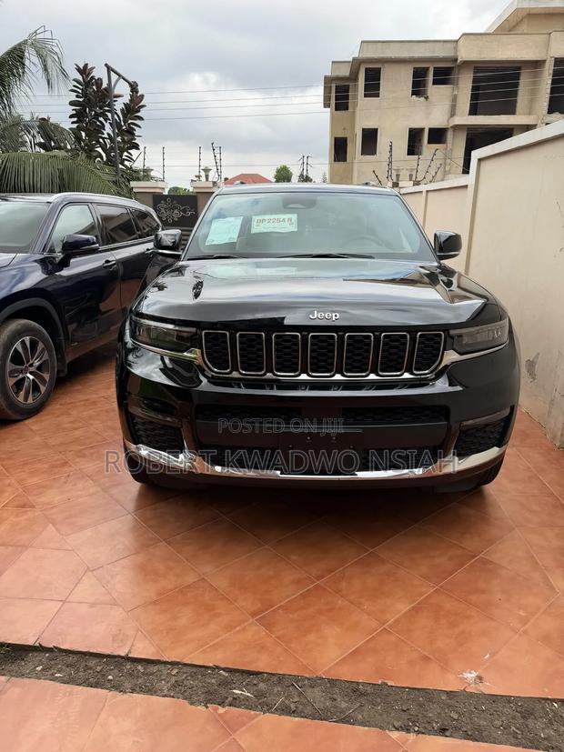 Jeep Grand Cherokee Limited 4x4 2023 Black