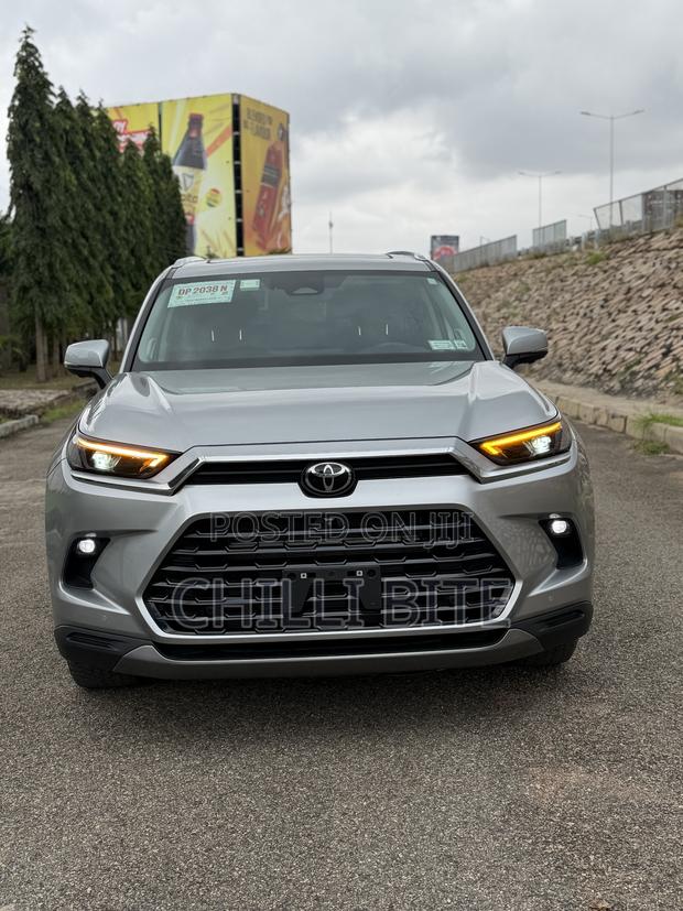 Toyota Grand Highlander Limited FWD 2024 Silver