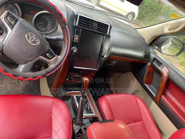 Toyota Land Cruiser Prado 2013 White