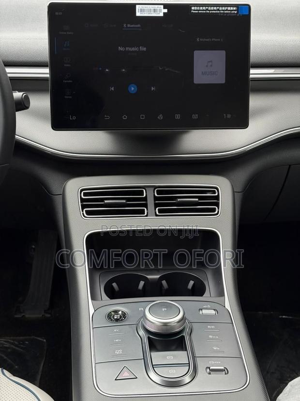 New BYD Destroyer 05 DM-i 1.5 Hybrid FWD 2025 Silver