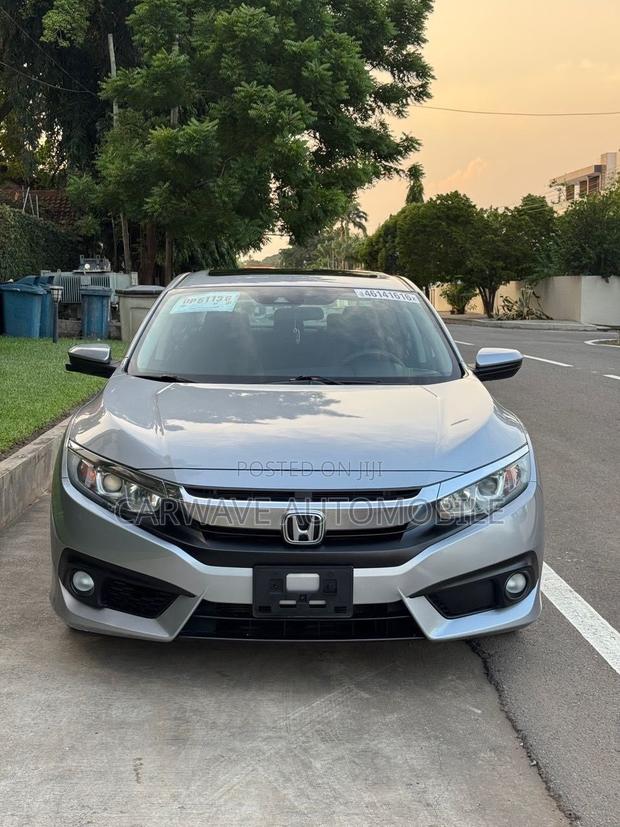 Honda Civic EX Sedan 2018 Silver