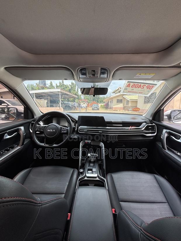 Kia Sportage EX 2022 White