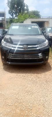 Toyota Highlander SE 4x4 V6 (3.5L 6cyl 8A) 2018 Black for sale