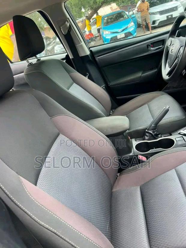 Toyota Corolla 2018 Black