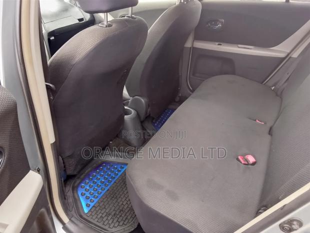 Toyota Vitz 2009 Gray