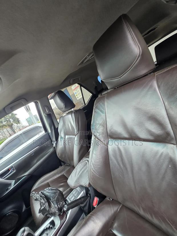 Toyota Fortuner 2.7 RWD 2019 Gray