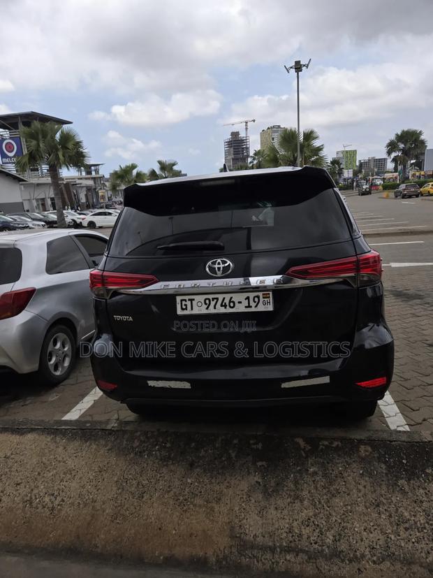 Toyota Fortuner 2.7 RWD 2019 Gray