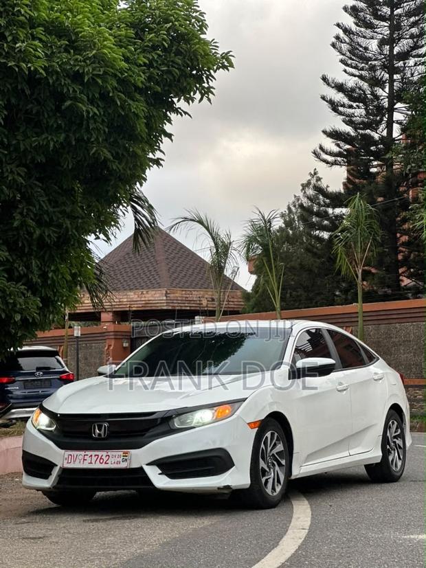 Honda Civic EX Sedan 2018 White