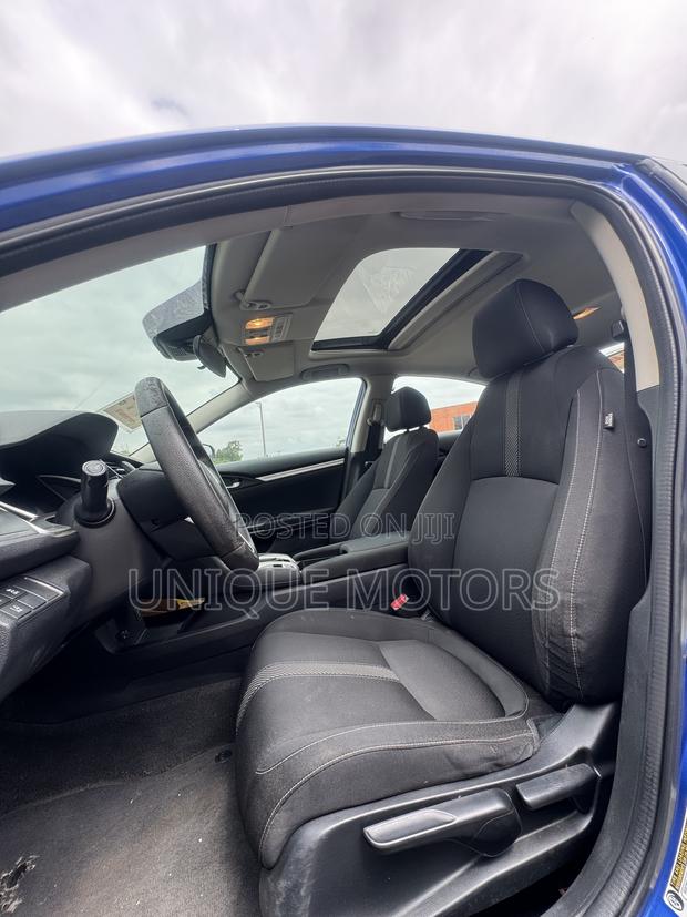 Honda Civic EX 4dr Sedan (2.0L 4cyl) 2017 Blue