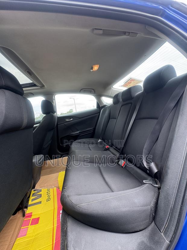 Honda Civic EX 4dr Sedan (2.0L 4cyl) 2017 Blue