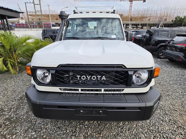 New Toyota Land Cruiser 2026 White