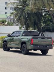 Toyota Tundra SR5 2022 Green for sale
