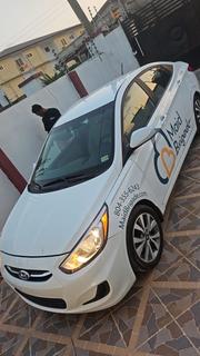 Hyundai Accent SE Sedan 2017 White for sale
