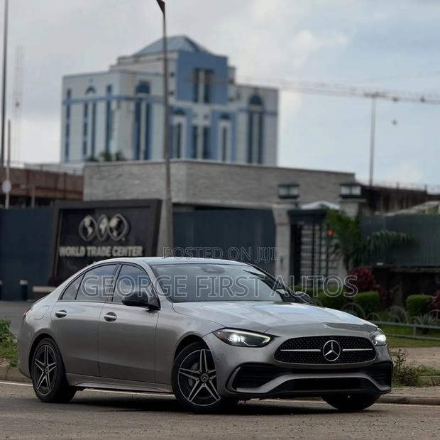 Mercedes-Benz C300 2023 Gray