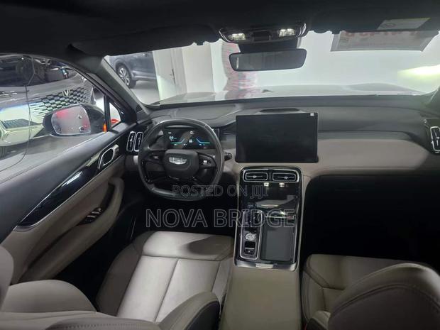 New Geely Boyue 2025 Black