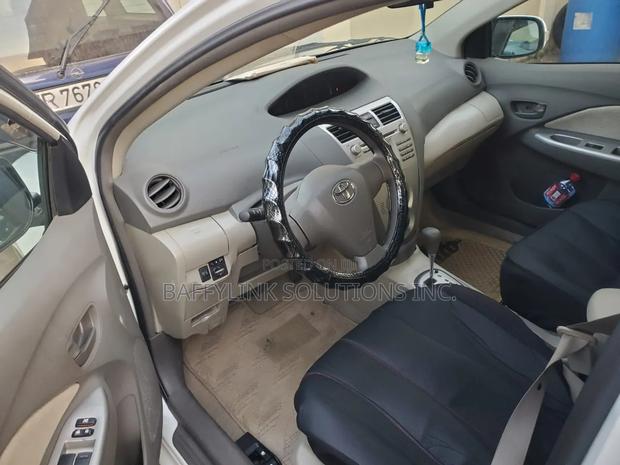 Toyota Belta 2010 White