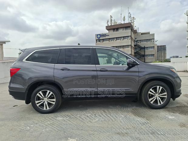 Honda Pilot EX 4dr SUV 4WD (3.5L 6cyl 5A) 2016 Gray