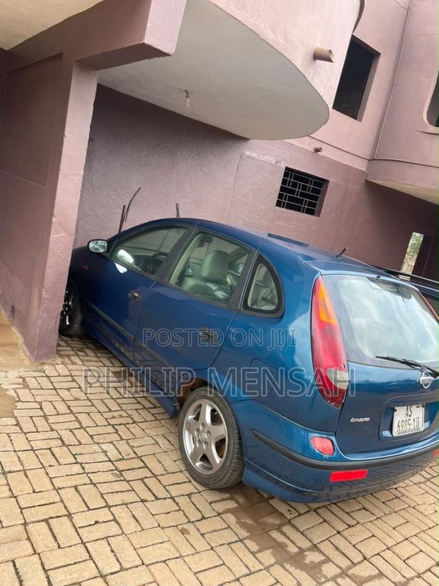 Nissan Almera 2009 Blue