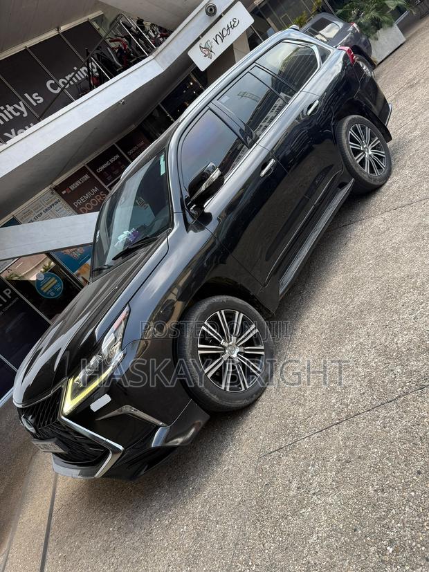 Lexus LX 2019 Black