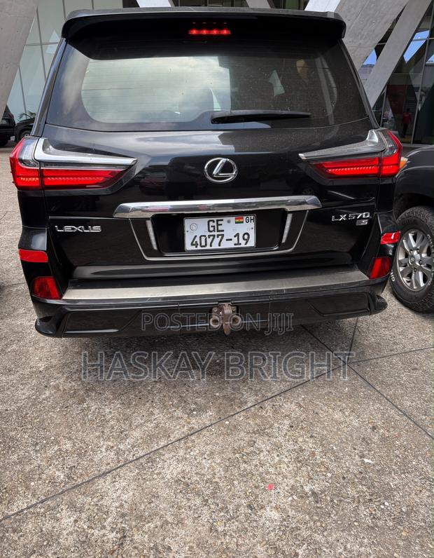 Lexus LX 2019 Black