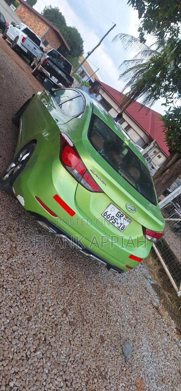 Hyundai Elantra 2015 Green