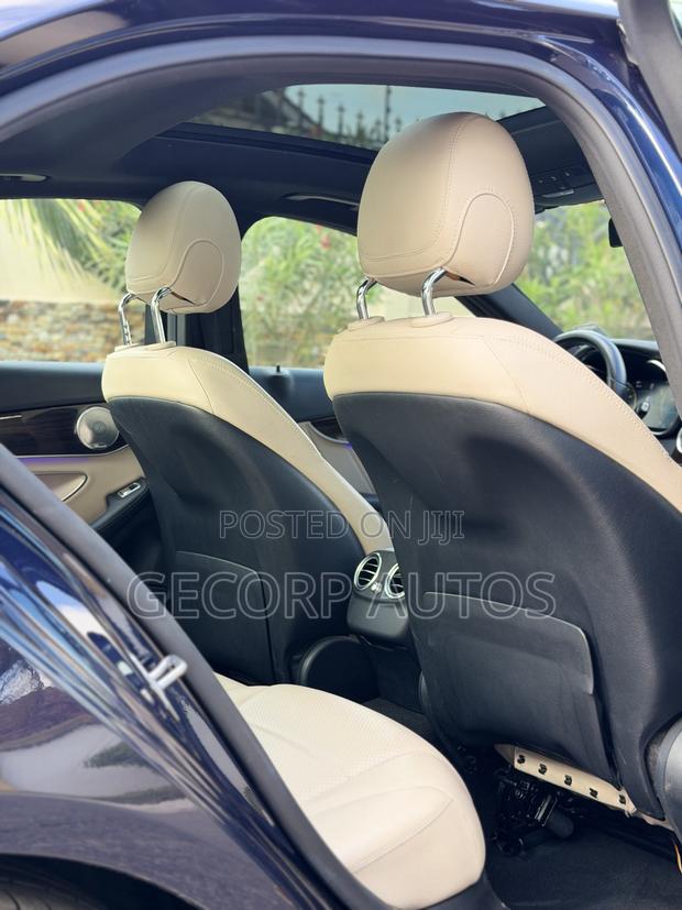 Mercedes-Benz C300 Base C300 AWD 4MATIC Sedan 2019 Blue