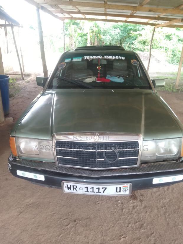 Mercedes-Benz 190E 2003 Green