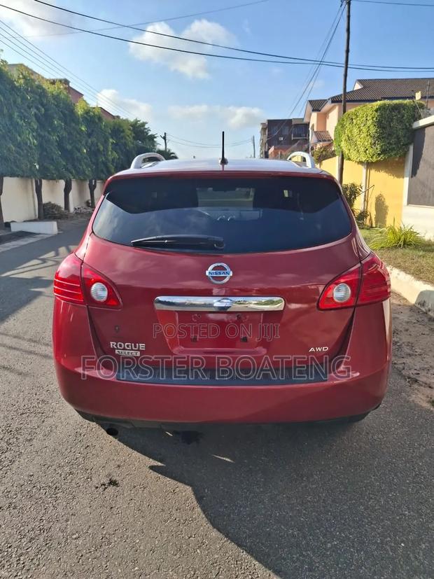 Nissan Rogue 2015 Red