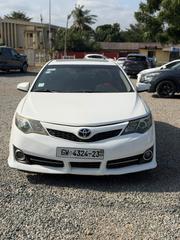 Toyota Camry 2014 White for sale