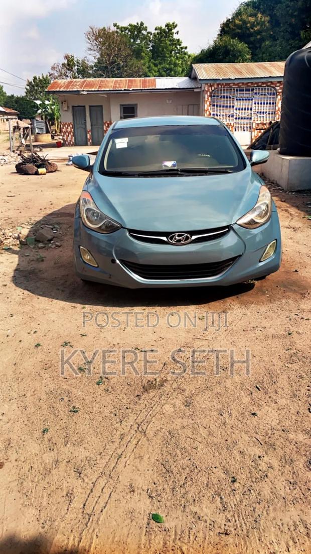 Hyundai Elantra 2012 Gray