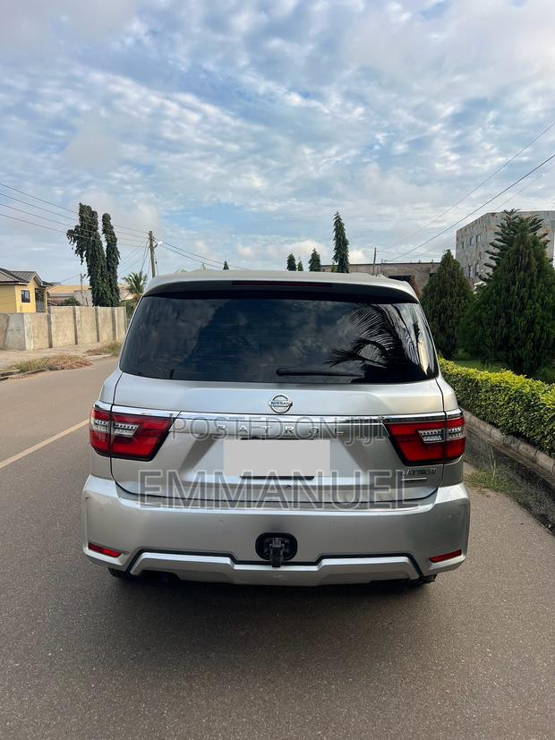 Nissan Patrol 2016 Gray